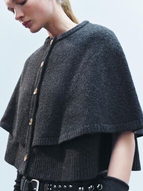 Zara Dark Charcoale Buttoned Knit Capelet cape cardigan blogger favorite